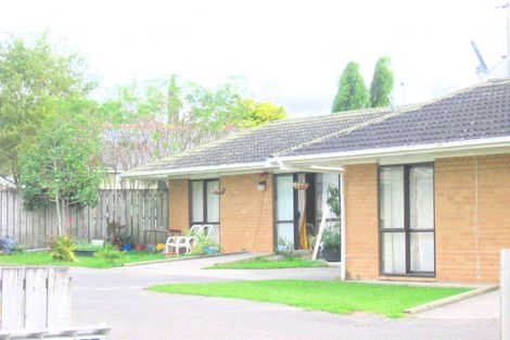 Photo of property in 1/24 Silverstone Place, Henderson, Auckland, 0612