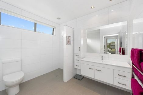 Photo of property in 141a Rototuna Road, Rototuna, Hamilton, 3210