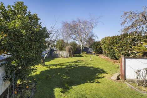 Photo of property in 33 Tararua Terrace, Cloverlea, Palmerston North, 4412
