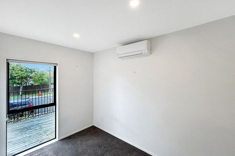 Photo of property in 2/28 Vodanovich Road, Te Atatu South, Auckland, 0610