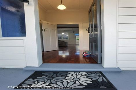 Photo of property in 100 Hatea Drive, Regent, Whangarei, 0112