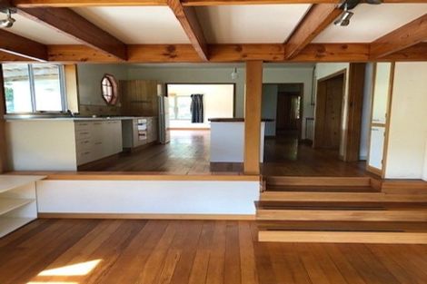 Photo of property in 4400 Christchurch Akaroa Road, Little River, 7591