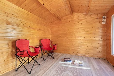Photo of property in 38 Sunvue Road, Glen Eden, Auckland, 0602