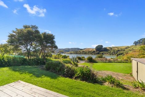 Photo of property in 1021 Te Waitere Road, Taharoa, 3988