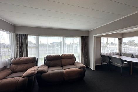 Photo of property in 107 Cracroft Street, Waitara, 4320