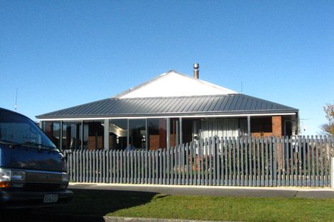 Photo of property in 79 Robertson Street, Richmond, Invercargill, 9810