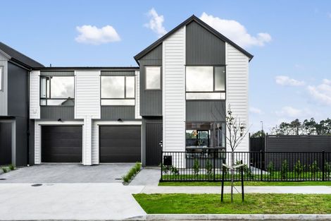 Photo of property in 136 Vintry Drive, Kumeu, 0810