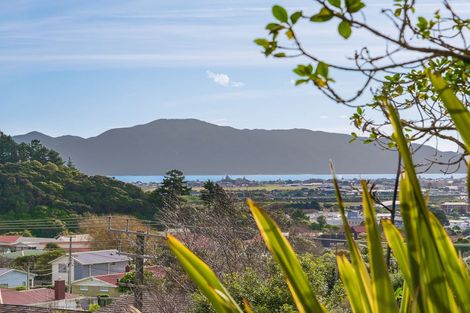 Photo of property in 107 Ruapehu Street, Paraparaumu, 5032