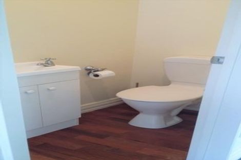 Photo of property in 86 Mount Pleasant Road, Mount Pleasant, Christchurch, 8081