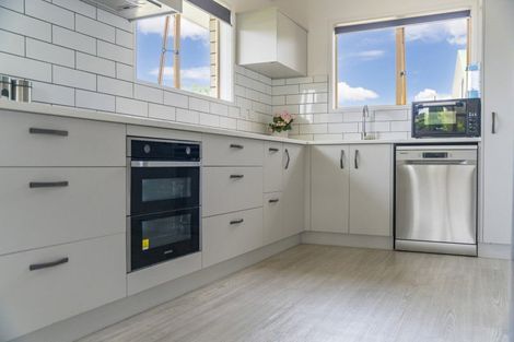 Photo of property in 2/55 Hawai Street, Two Mile Bay, Taupo, 3330