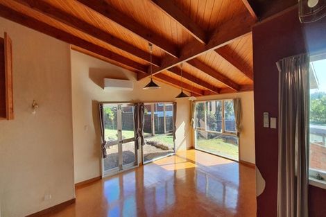 Photo of property in 57 Ocean View Road, Hillcrest, Auckland, 0627