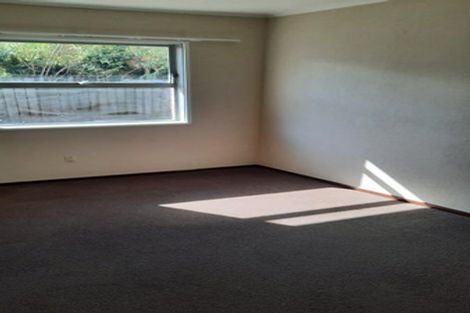 Photo of property in 3/200 Edmonton Road, Te Atatu South, Auckland, 0610