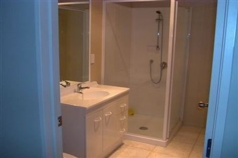 Photo of property in 24 Toledo Avenue, Henderson, Auckland, 0612