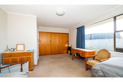 Photo of property in 35 Innes Street, Waimate, 7924