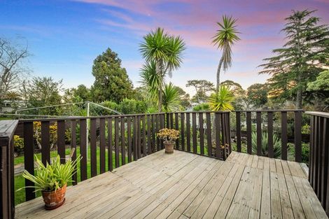 Photo of property in 91 Barrys Road, Glendene, Auckland, 0602