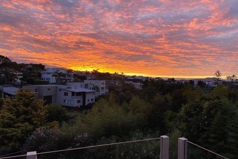 Photo of property in 1/56 Parr Terrace, Castor Bay, Auckland, 0620