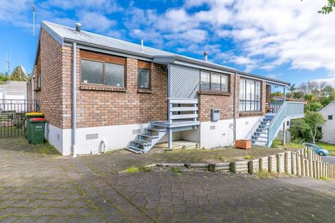 Photo of property in 15 Carew Street, Nawton, Hamilton, 3200