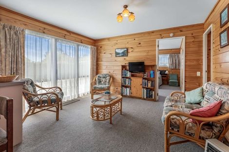 Photo of property in 6 Poutama Place, Tawhero, Whanganui, 4501