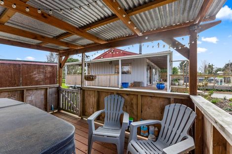 Photo of property in 2326 State Highway 16, Helensville, 0875