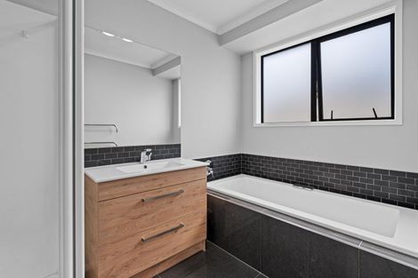 Photo of property in 69 Hastings Road, Pyes Pa, Tauranga, 3112