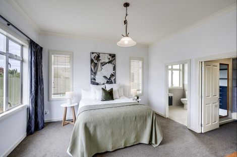 Photo of property in 472 Main North Road, Bay View, Napier, 4104