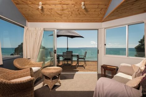 Photo of property in 131 Karewa Parade, Papamoa Beach, Papamoa, 3118