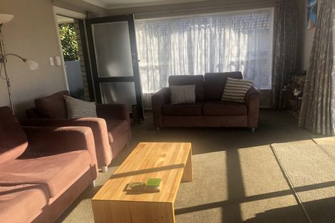 Photo of property in 81 Lowry Avenue, Redwood, Christchurch, 8051