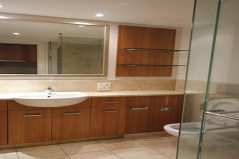 Photo of property in The Metropolis Apartments, 810/1 Courthouse Lane, Auckland Central, Auckland, 1010