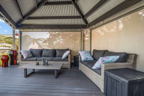 Photo of property in 62 Cairns Crescent, Rototuna, Hamilton, 3210