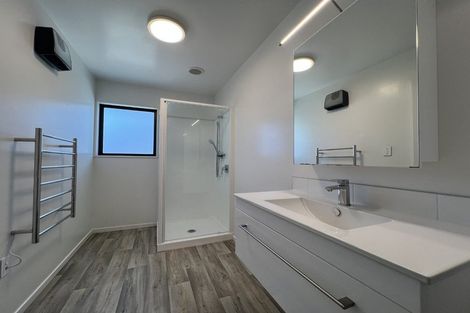 Photo of property in 2/129 Aikmans Road, Merivale, Christchurch, 8014