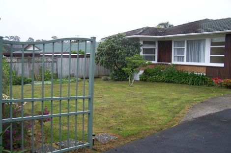 Photo of property in 4 Cromdale Avenue, Highland Park, Auckland, 2010