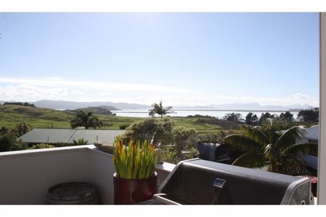 Photo of property in 14 Matakohe Place, Portland, Whangarei, 0178