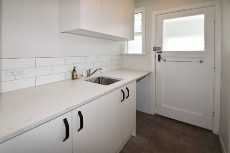 Photo of property in 4 Woodford Avenue, Henderson, Auckland, 0610