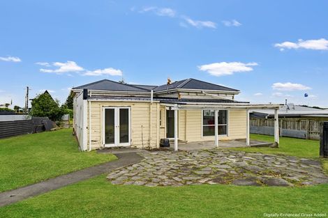 Photo of property in 4 Ashton Terrace, Castlecliff, Whanganui, 4501