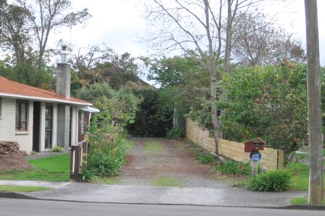Photo of property in 21 Alexander Street, Waikanae, 5036