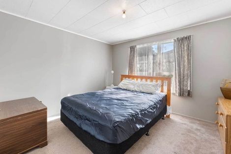 Photo of property in 444 Roscommon Road, Clendon Park, Auckland, 2103