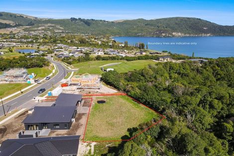 Photo of property in 35 Okaia Drive, Kinloch, Taupo, 3377