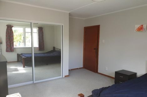 Photo of property in 16 Mawhare Street, Titahi Bay, Porirua, 5022