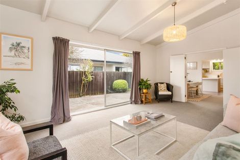 Photo of property in 130 Condell Avenue, Papanui, Christchurch, 8053