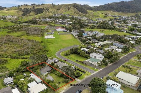 Photo of property in 12 Hillview Road, Waihi Beach, 3611