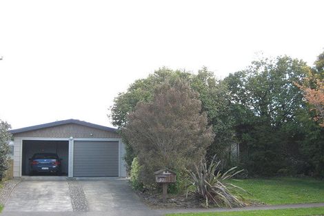 Photo of property in 10 Aitken Street, Bulls, 4818