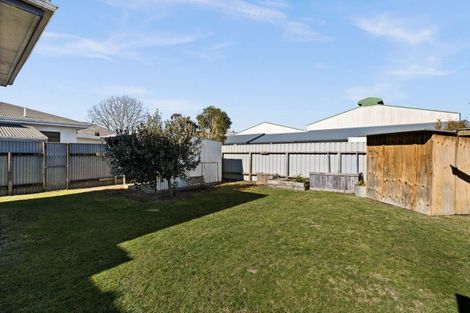 Photo of property in 210 Mcleod Street, Camberley, Hastings, 4120