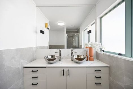 Photo of property in 10a Ashley Street, St Andrews, Hamilton, 3200