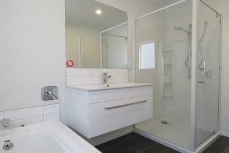 Photo of property in 11 George West Square West, Wigram, Christchurch, 8025