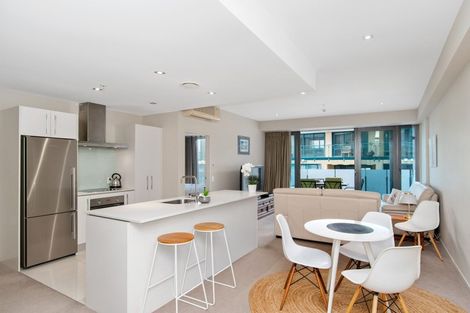 Photo of property in 4/8 Maunganui Road, Mount Maunganui, 3116