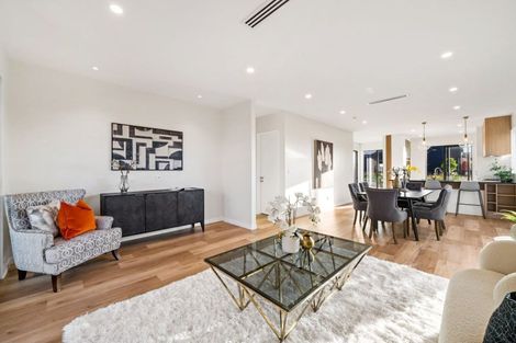 Photo of property in 1 Dorset Down Drive, Karaka, 2580