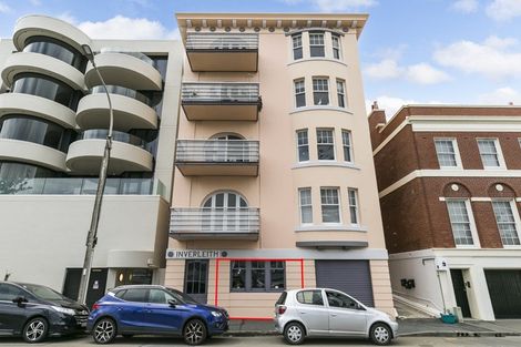 Photo of property in Inverleith Apartments, 1/306 Oriental Parade, Oriental Bay, Wellington, 6011