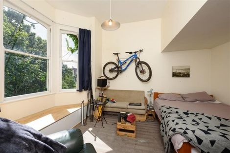 Photo of property in 25 Everton Terrace, Kelburn, Wellington, 6012