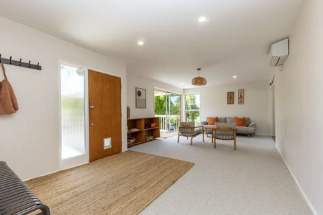 Photo of property in 1 Wirihana Road, Titirangi, Auckland, 0602