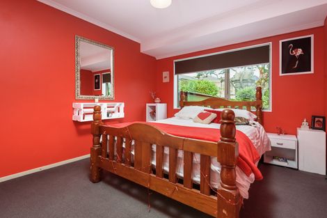 Photo of property in 21 Roger Guy Place, Welcome Bay, Tauranga, 3175